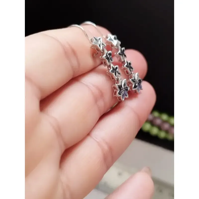 گوشواره نقره آویز عیار 925 طرح گل با روکش طلا سفید