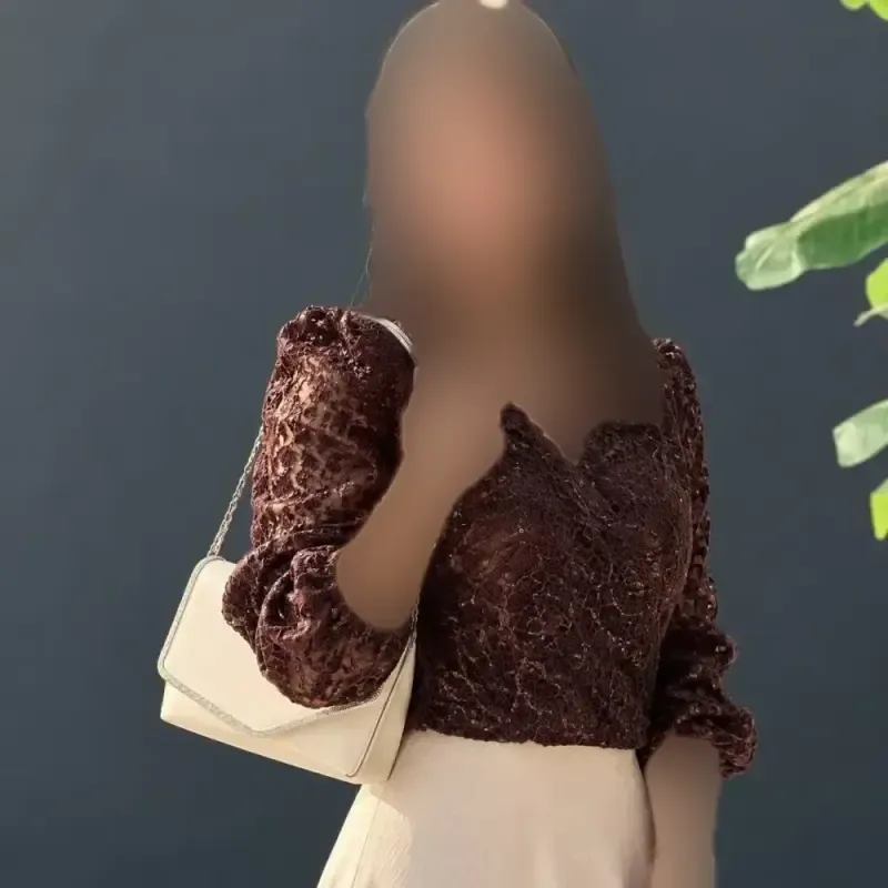 کیف مجلسی نگین کاری شده دور نگین بند دوشی زنجیری رنگبندی