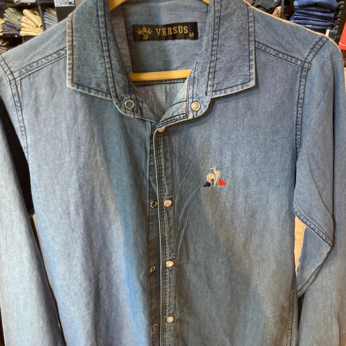 پیراهن لی مردانه آستین بلند و کوتاه سایز M رنگ آبی برند versus