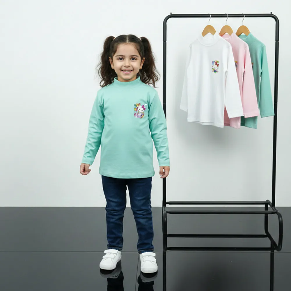بلوز یقه سه سانت دخترانه پنبه و اسپان طرح کیتی مناسب پاییز و زمستان سایز 40